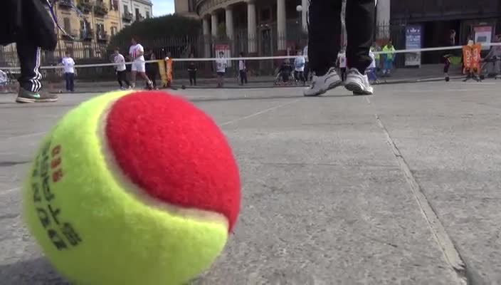 Scopri di più sull'articolo Il tennis in Piazza!